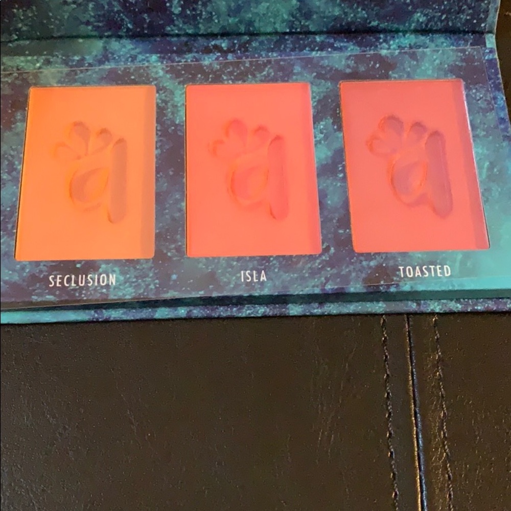 Meet your Posher, Estefani